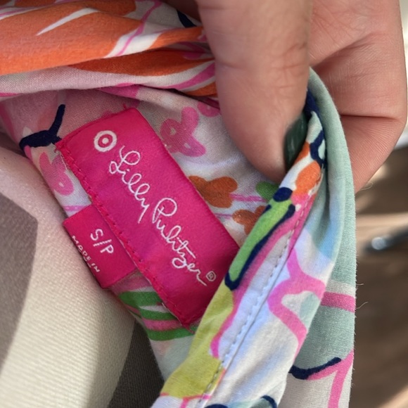 Lilly Pulitzer for Target button down - Picture 6 of 6